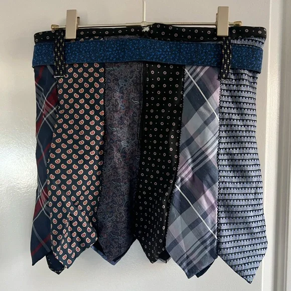 Dark Academia Whimsigoth Edgy Men Tie Mini Skirt with Belt Size Medium - Picture 4 of 7